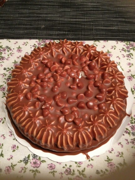 Almondy Marängtårta med Marabou mjölkchoklad